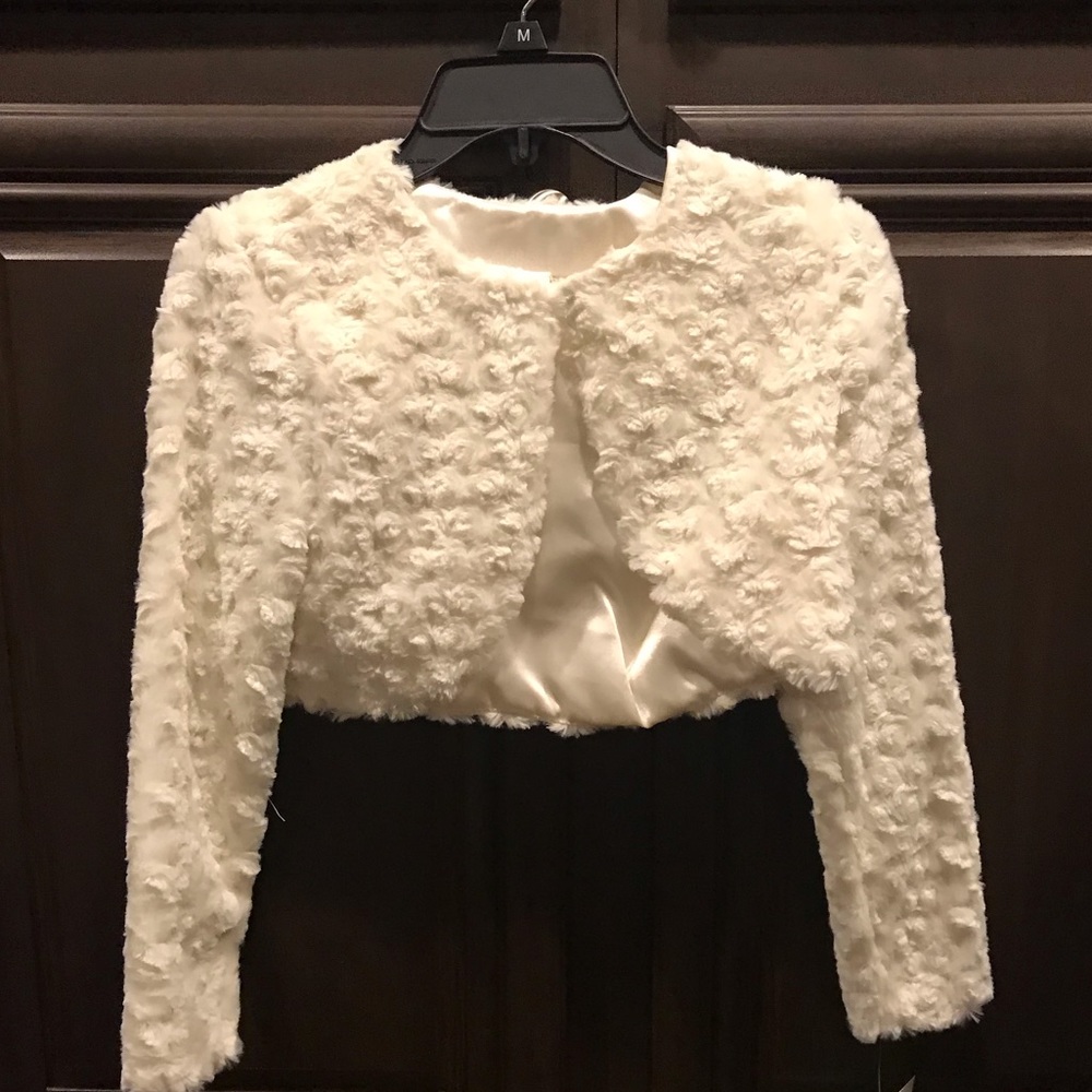 Girls Cream Faux Fur Coverlet